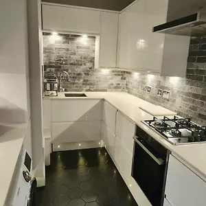 Apartment Stunning 2 Bedroom Georgian, Edinburgh